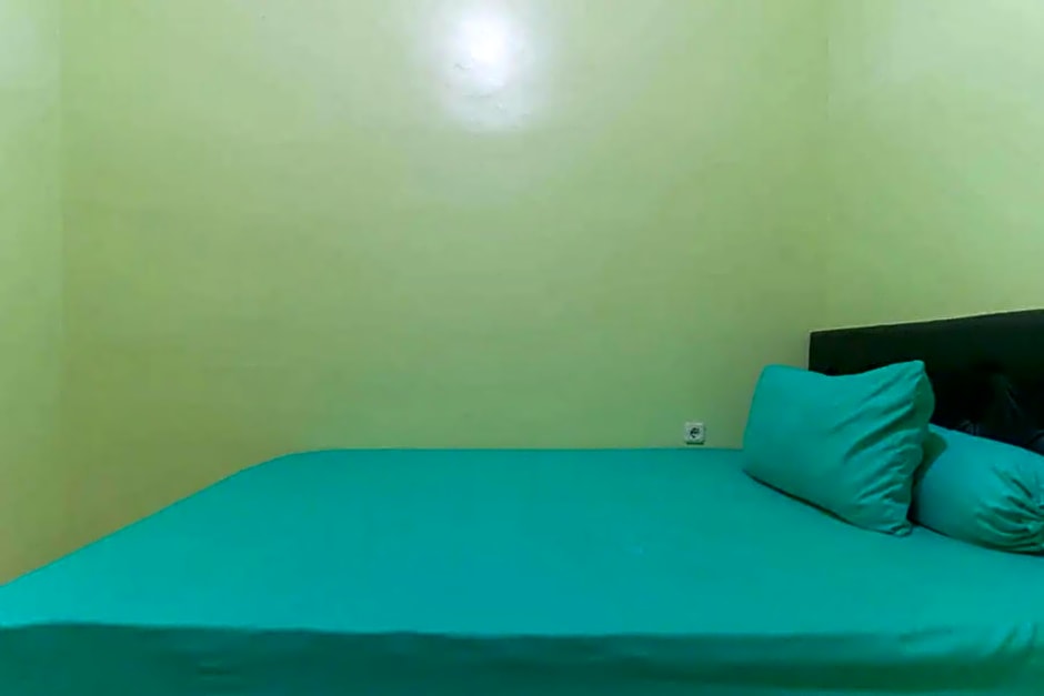 Kostawira Syariah Bintaro Mitra RedDoorz