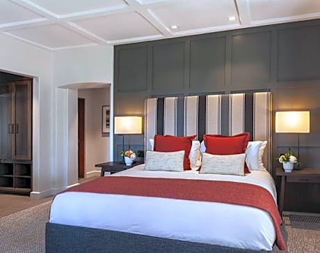 Neff Room with King Bed