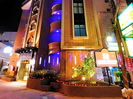 Audi Garden Business Hotel