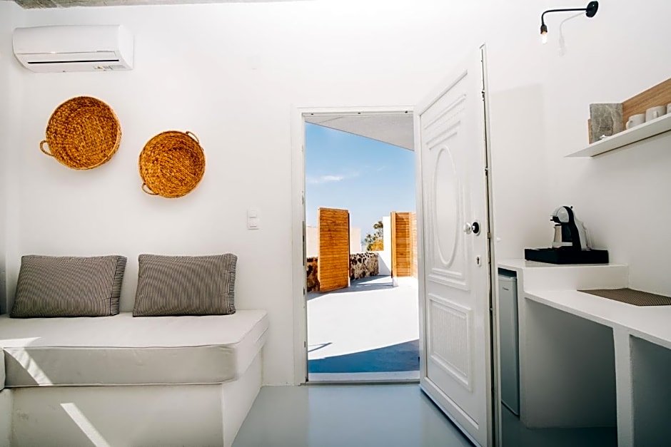 Mesanto Luxury Suites