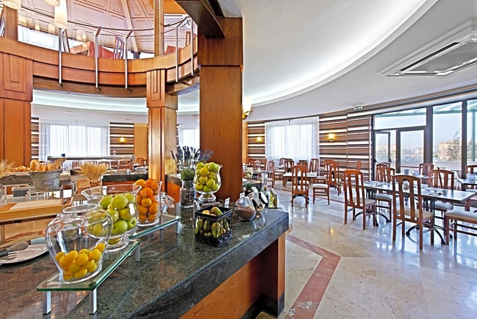 Elba Lucia Sport & Suite Hotel