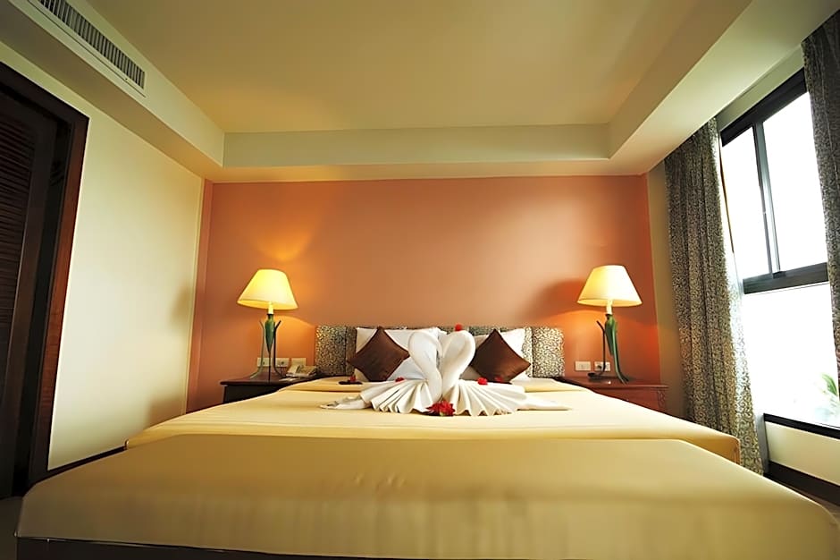 By The Sea Hotel Panwa Beach