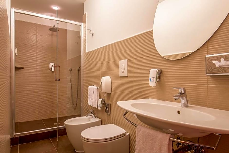 Best Western Globus Hotel