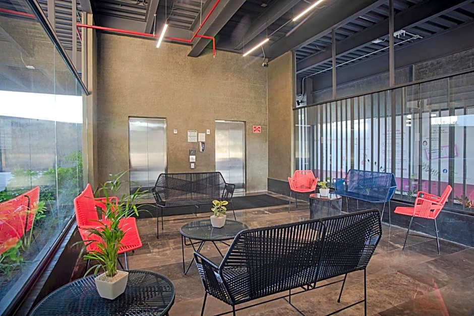 Candlewood Suites Guadalajara Galerias By IHG