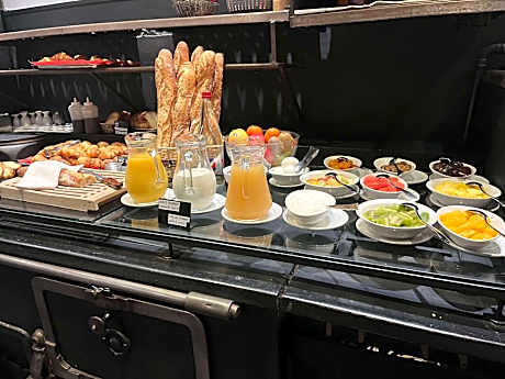 Brit Hotel Du Dauphin L'Aigle