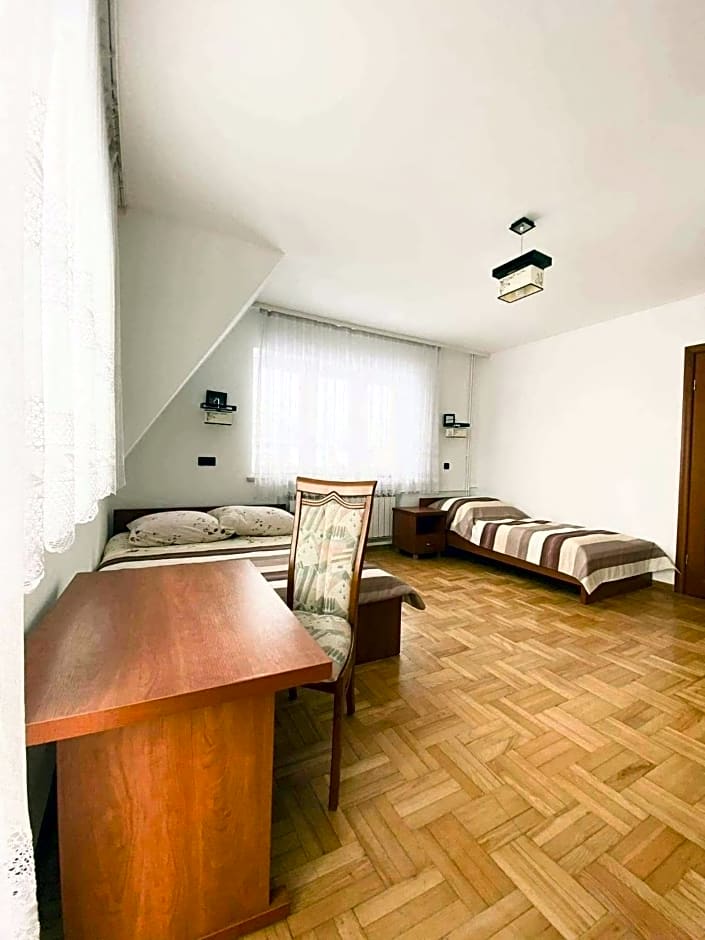 Pokoje Gościnne Letycja