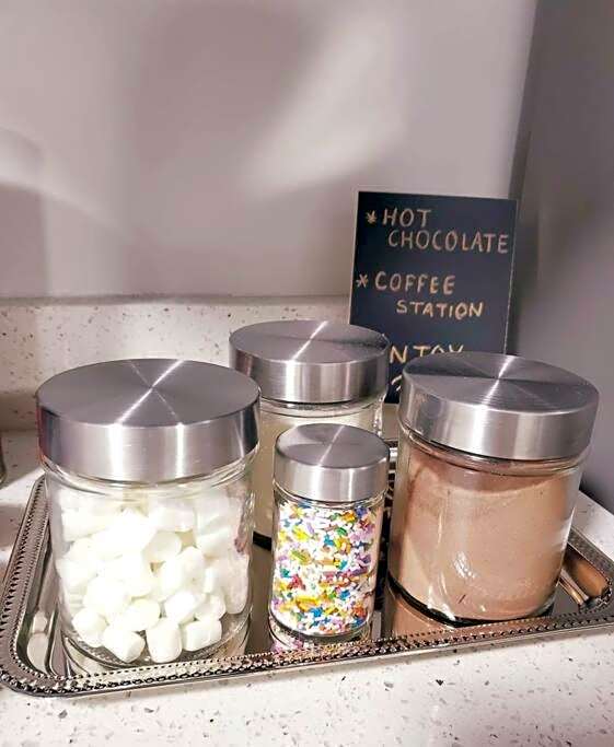 Lux Modern 2BR Radiant Suite+Free Parking