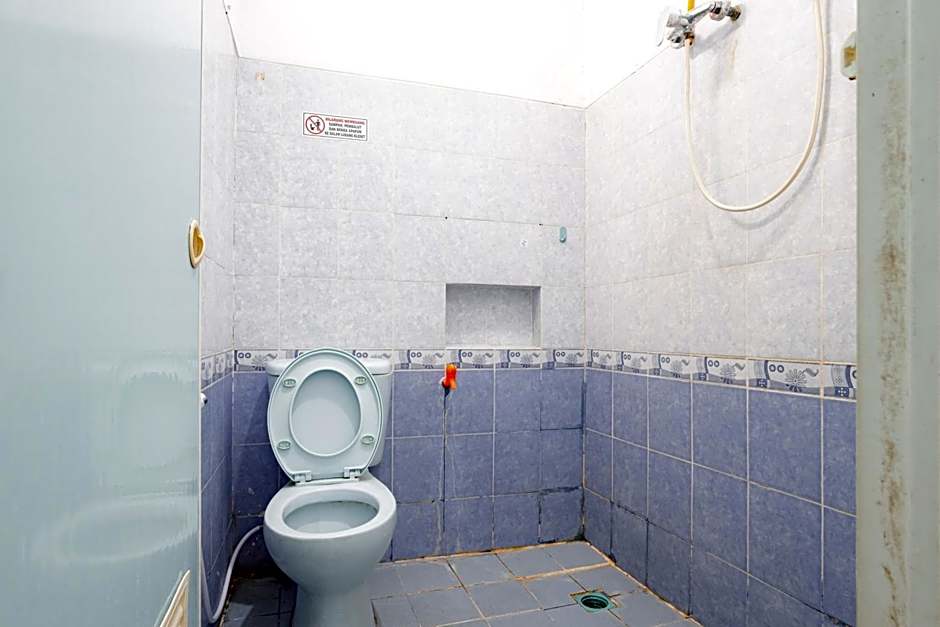 J&B Rooms Tomang Jakarta Mitra RedDoorz