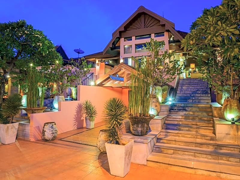 Seaview Patong Hotel