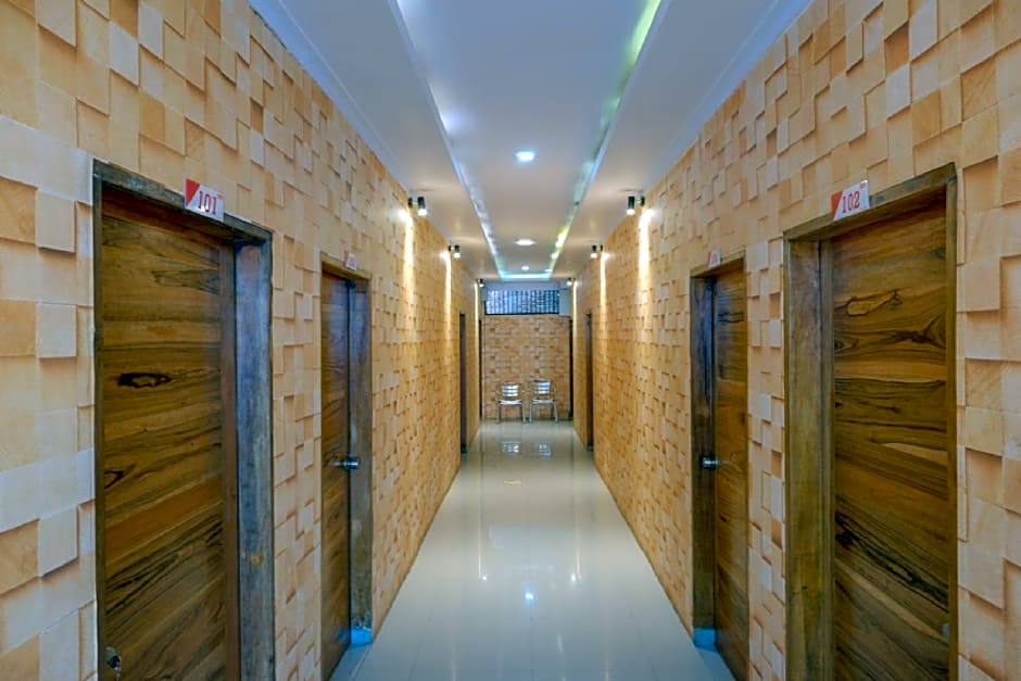 RedDoorz Syariah near Universitas Negeri Gorontalo 2