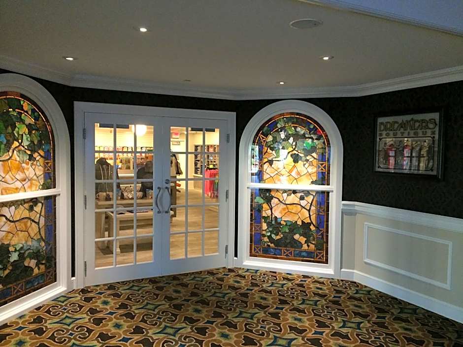 Cedar Point Hotel Breakers