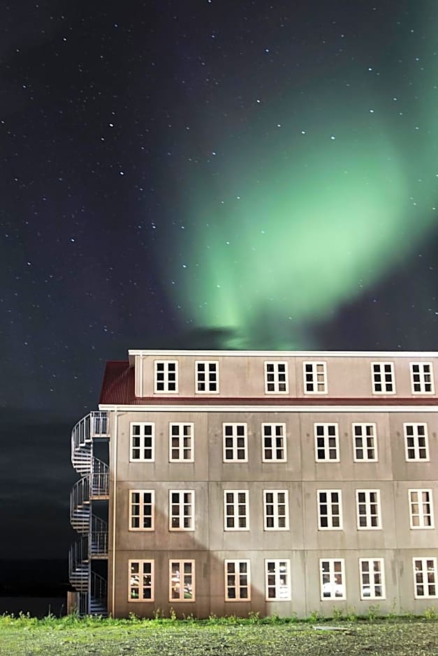 Gistihúsið - Lake Hotel Egilsstadir