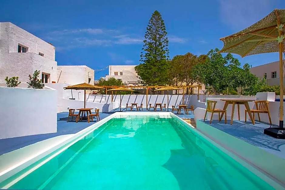 VOCA HOTEL & SUITES