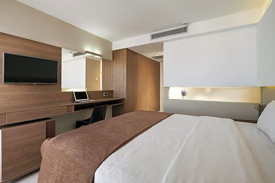 Angela Downtown Hotel