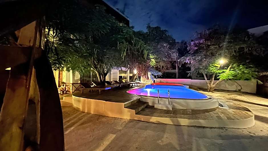 Double A Nungwi Beach Hotel