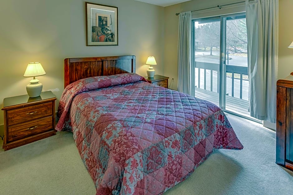 Stony Court at Bryce Mountain