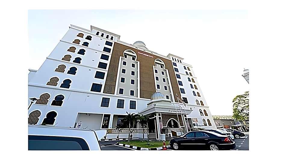 The Grand Puteri Hotel