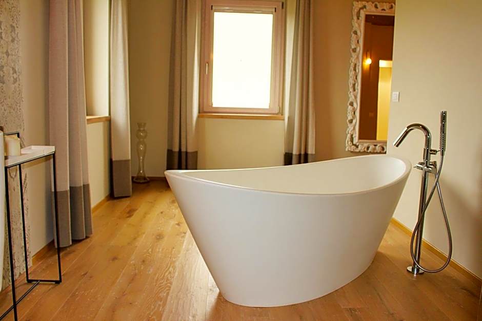 Amico Country House