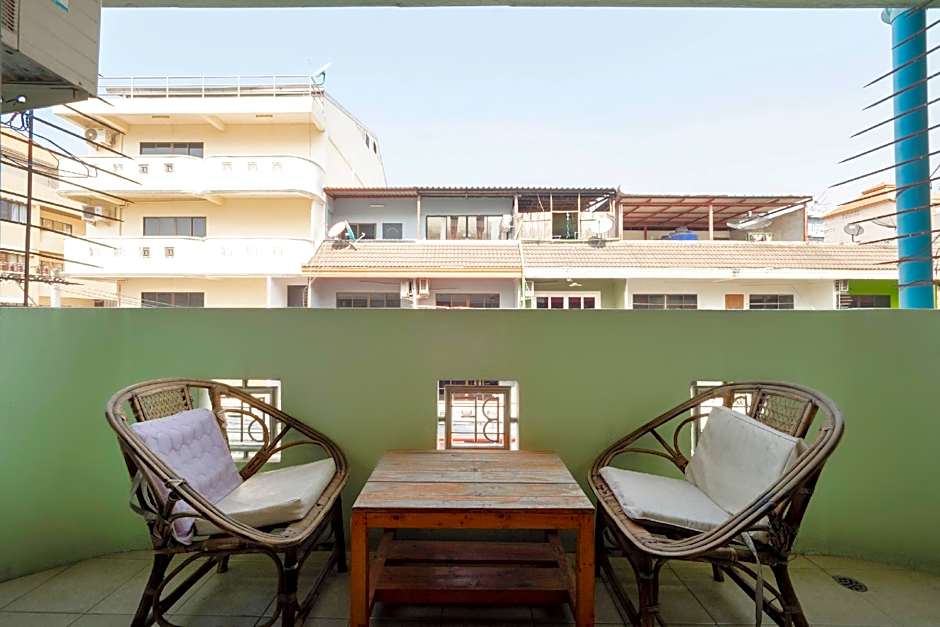 OYO 75381 Billabong Hotel