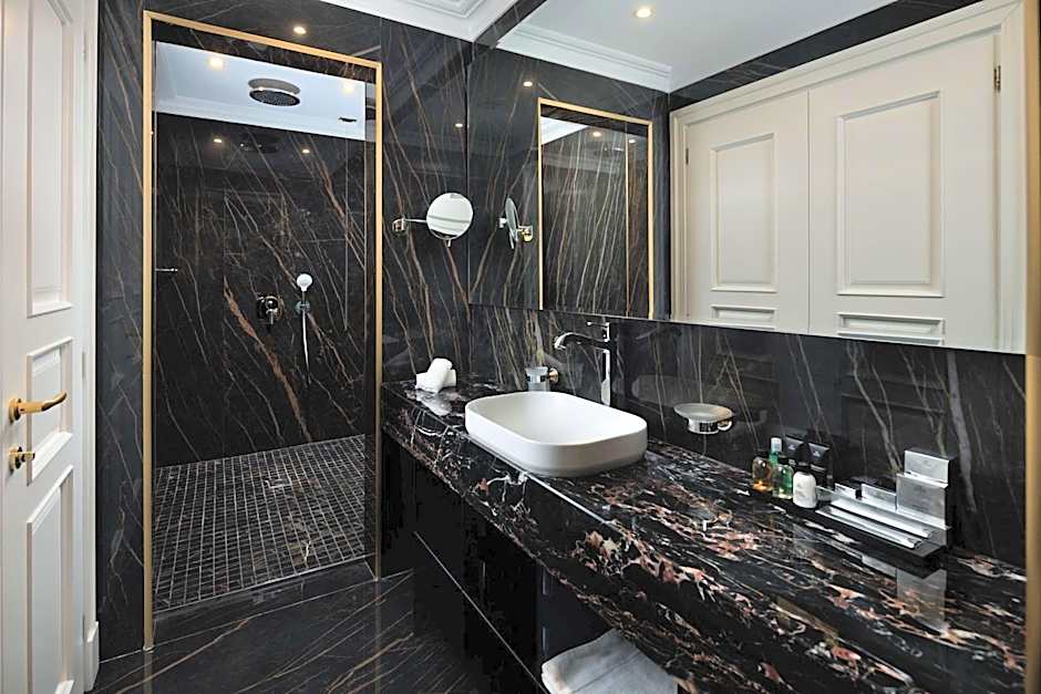 Radisson Collection Morina Hotel, Tirana