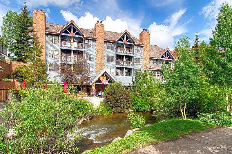 River Mountain Lodge
