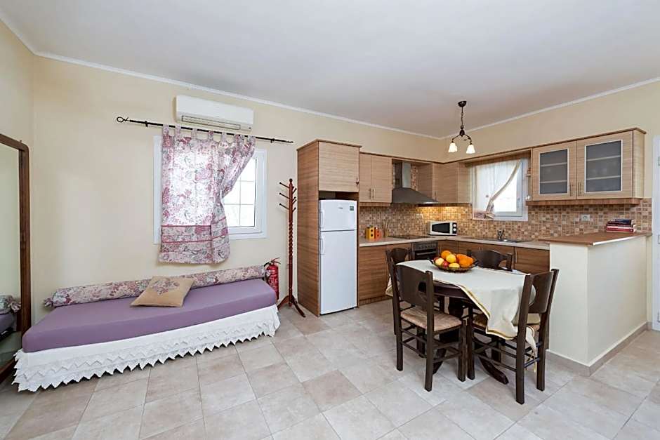 Lorenzo Villas with Private Pool, 200m from the beach, by ZanteWize