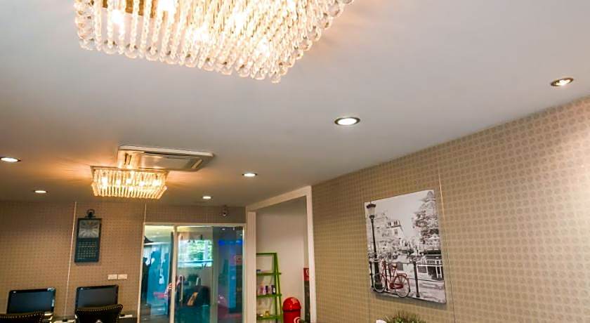 Icheck Inn Residence Sathorn