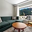 Holiday Inn Express And Suites Queenstown By IHG