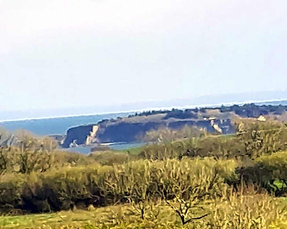 Beautiful 2 bedroom caravan, holiday park Tenby