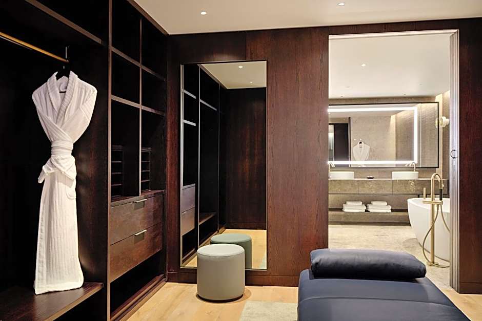 The Westin London City