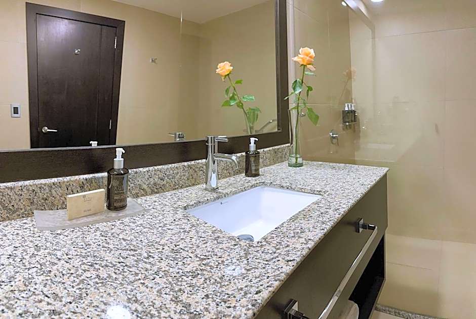 Wyndham Quito Airport