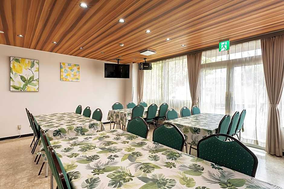 Omura Central Hotel