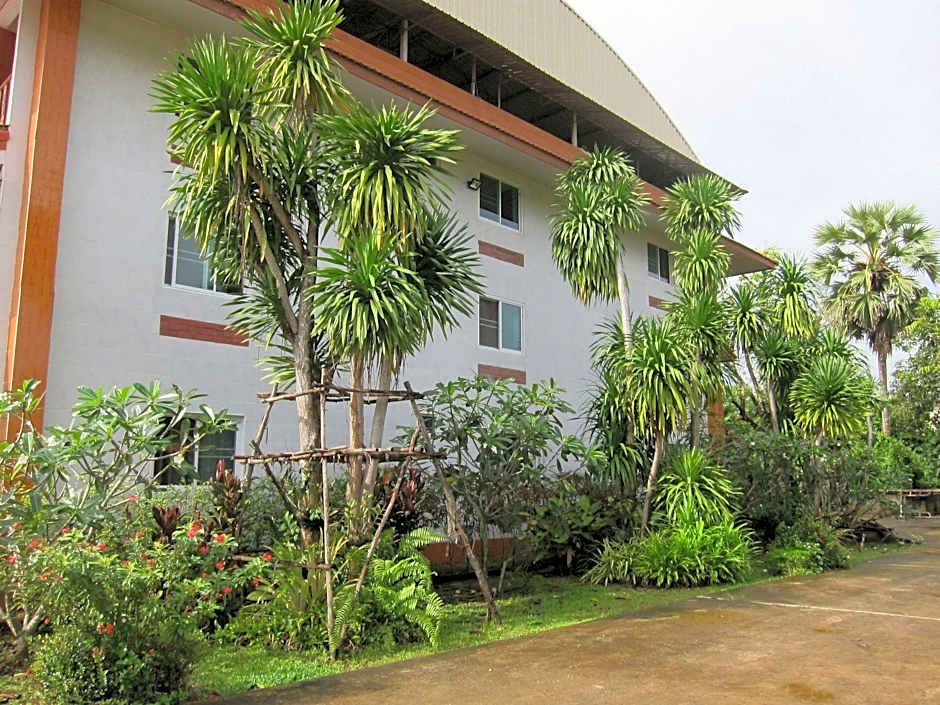 Baan Bangrak Residence