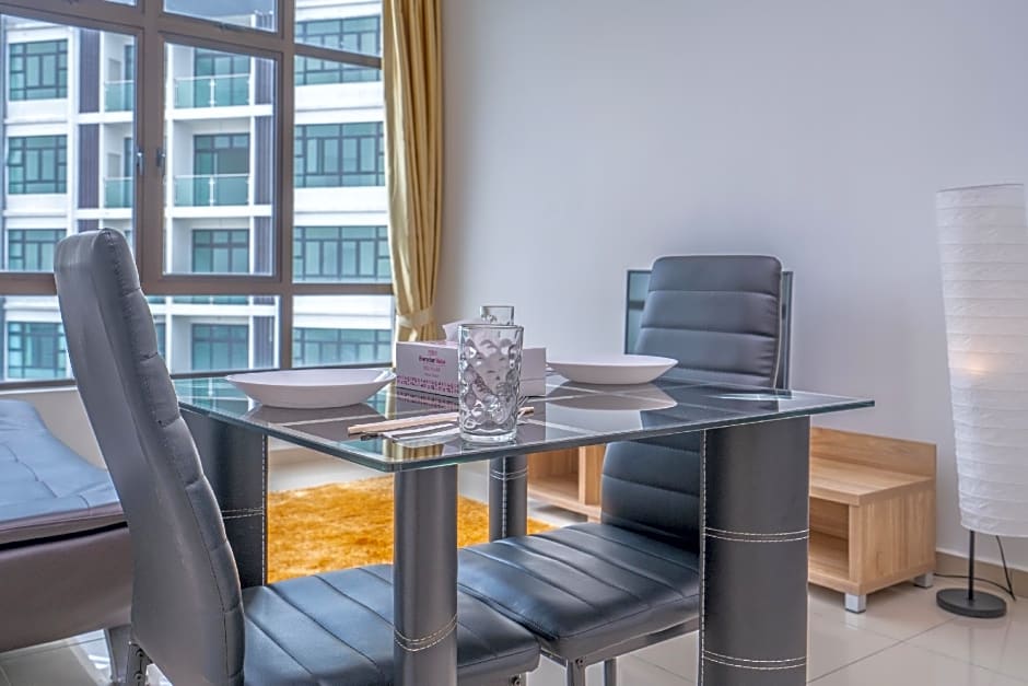 OYO HOME 90183 D' Summit Residence 2bhk @ YML 0824