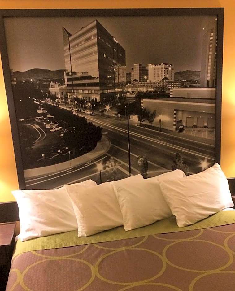 Super 8 by Wyndham Idaho Falls