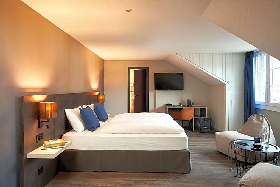 The HEY HOTEL