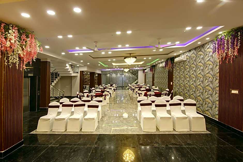Hotel La Mirage Noida