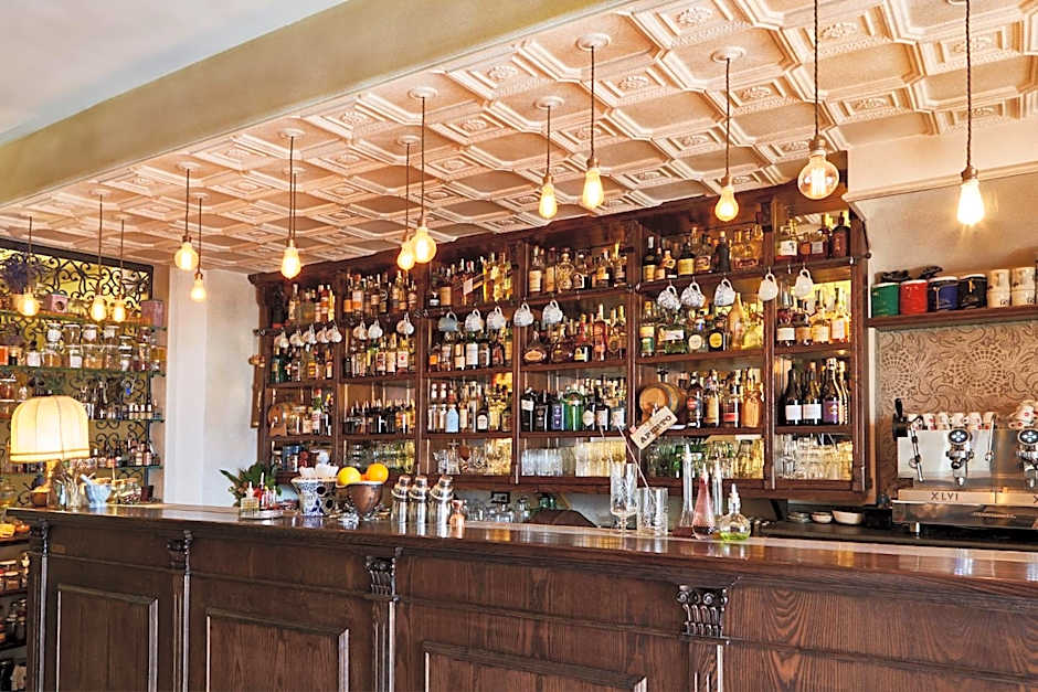 IL VIAGGIATORE VIA INDIPENDENZA 2