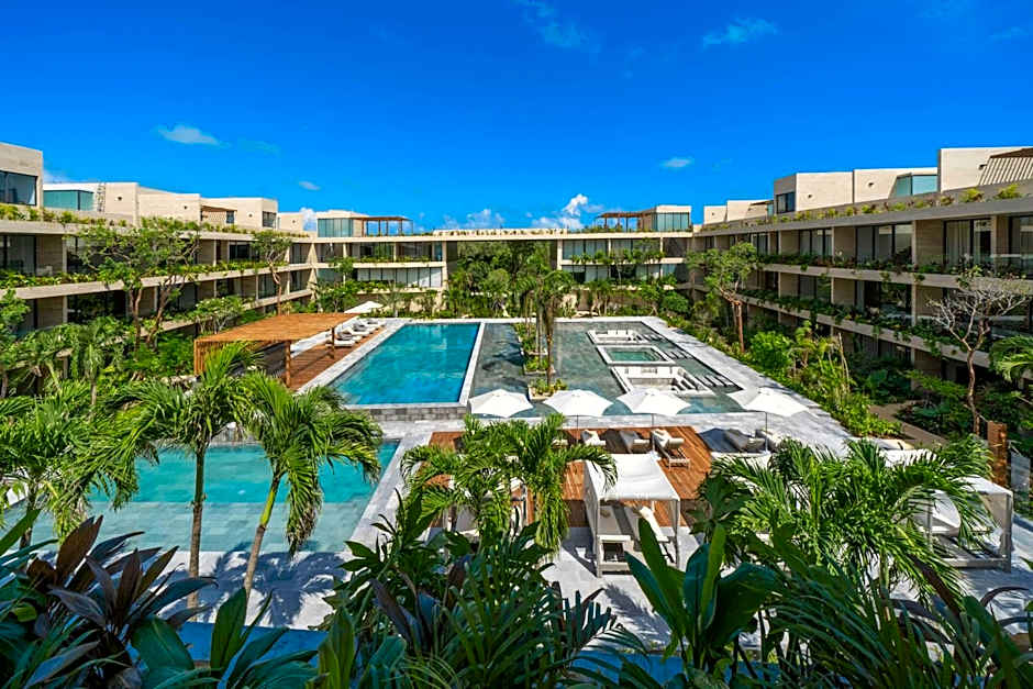 Mistiq Tulum