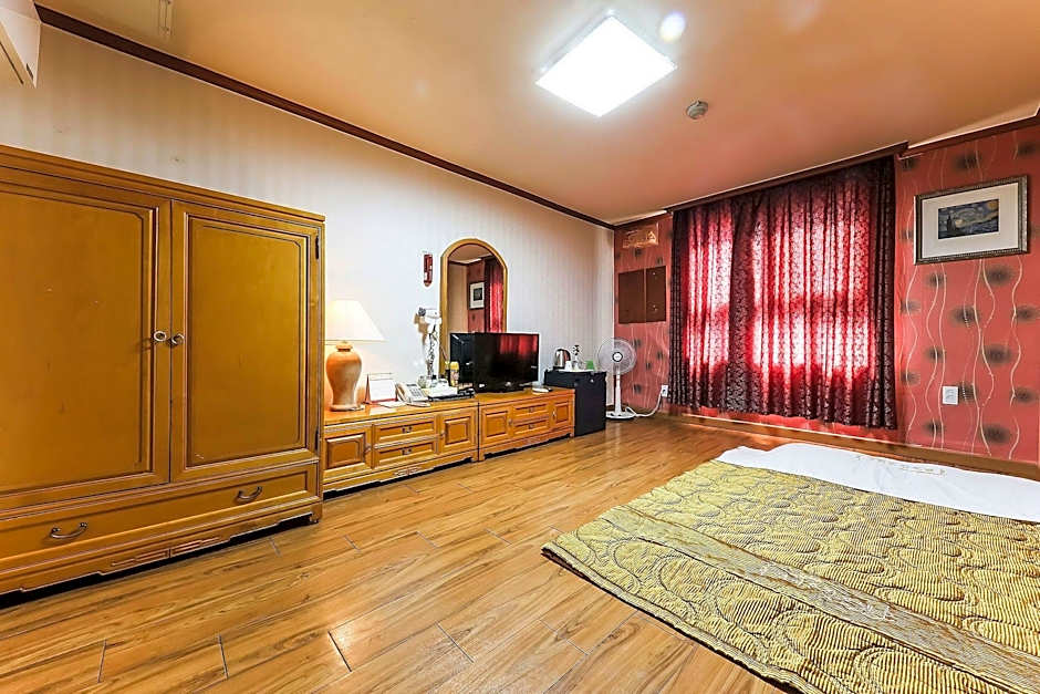Kyungha Spa Hotel