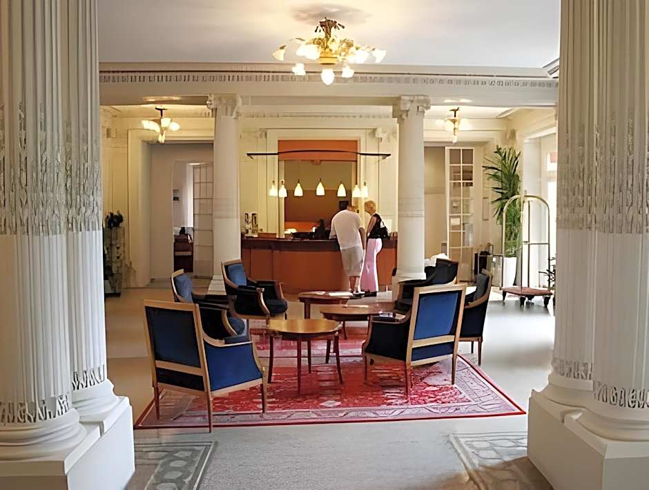 Le Grand Hotel de Plombieres by Popinns