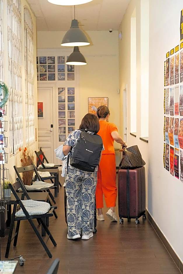 360 Hostel Barcelona Arts&Culture