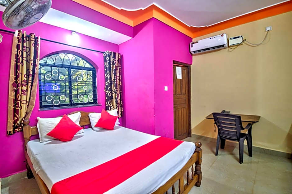 Dorris Beach Resort – Calangute, KY