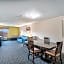 Country Inn & Suites by Radisson, South Haven, MI