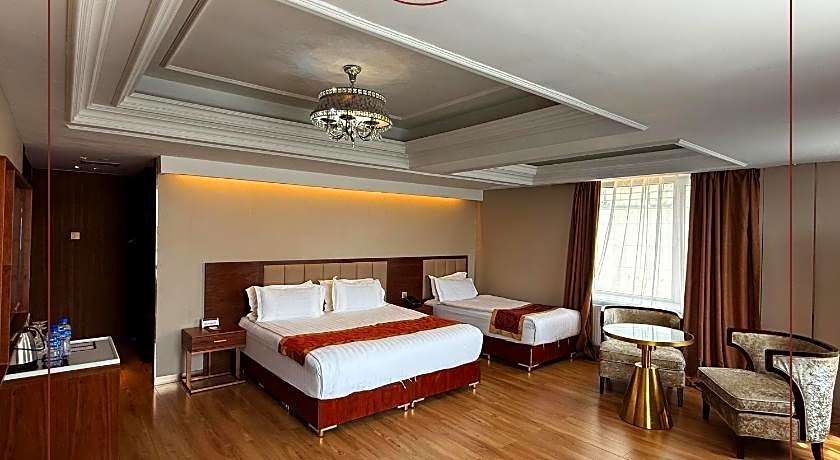 Royal house hotel