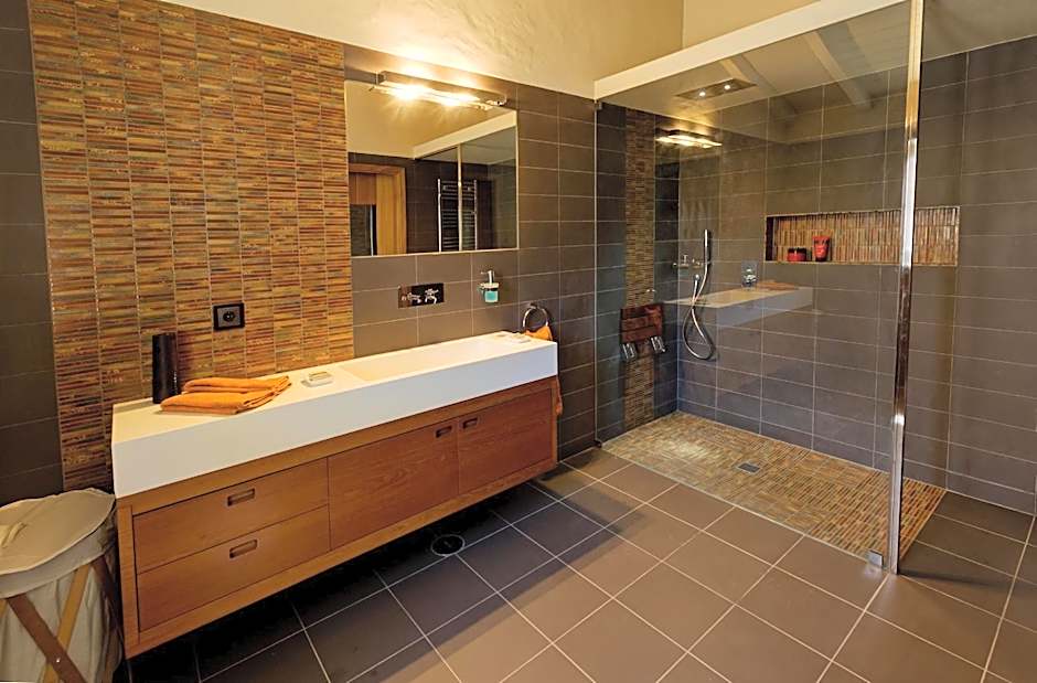 Gato Preto de Silves - Adults Only