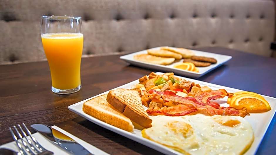 Holiday Inn - Clarksville Northeast By IHG