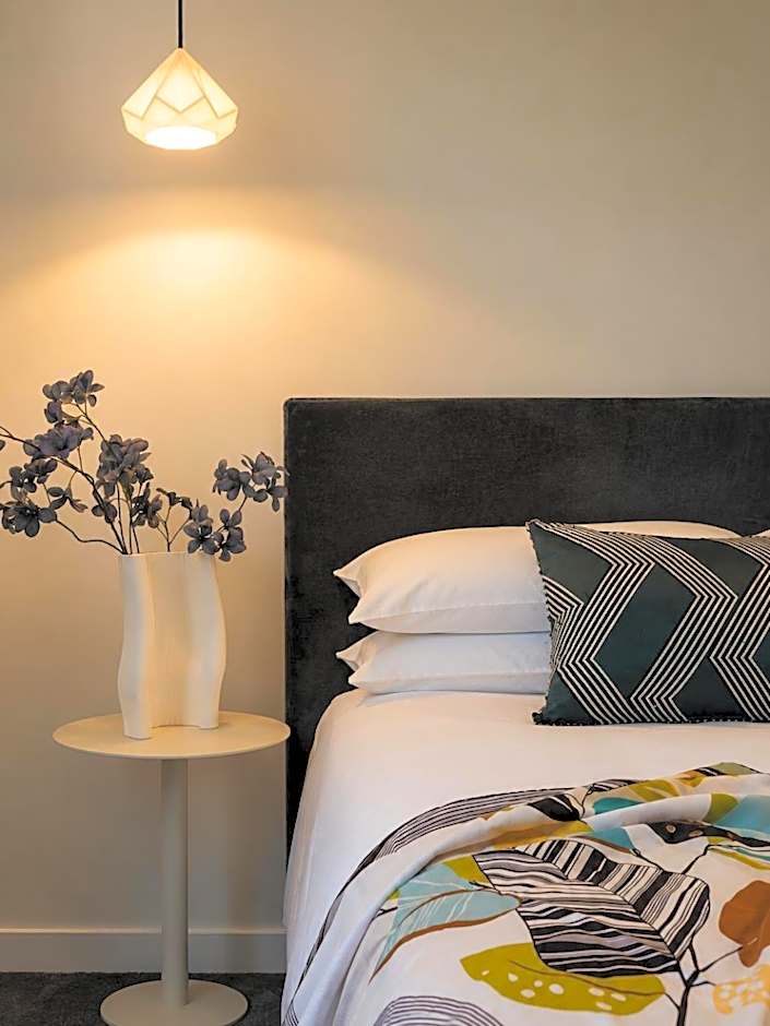 LHotel - face au château - boutique hôtel et séminaires