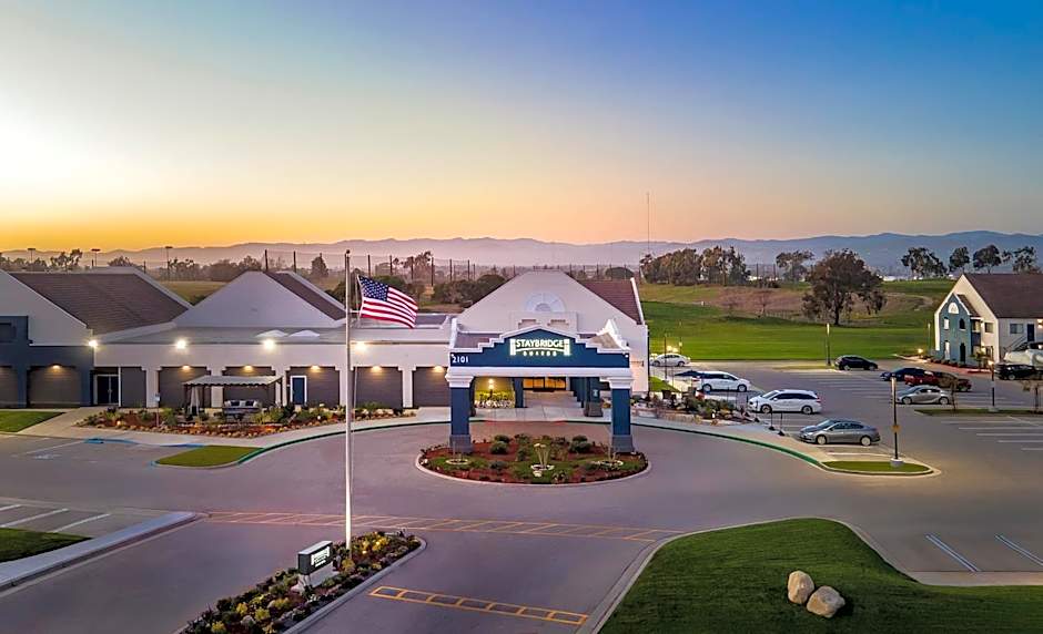 Staybridge Suites Oxnard River Ridge By IHG