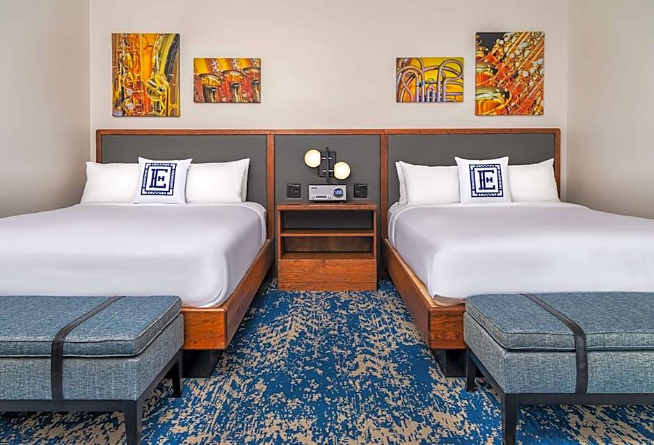 Hotel Elkhart, Tapestry Collection By Hilton